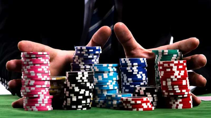 The course of a poker game